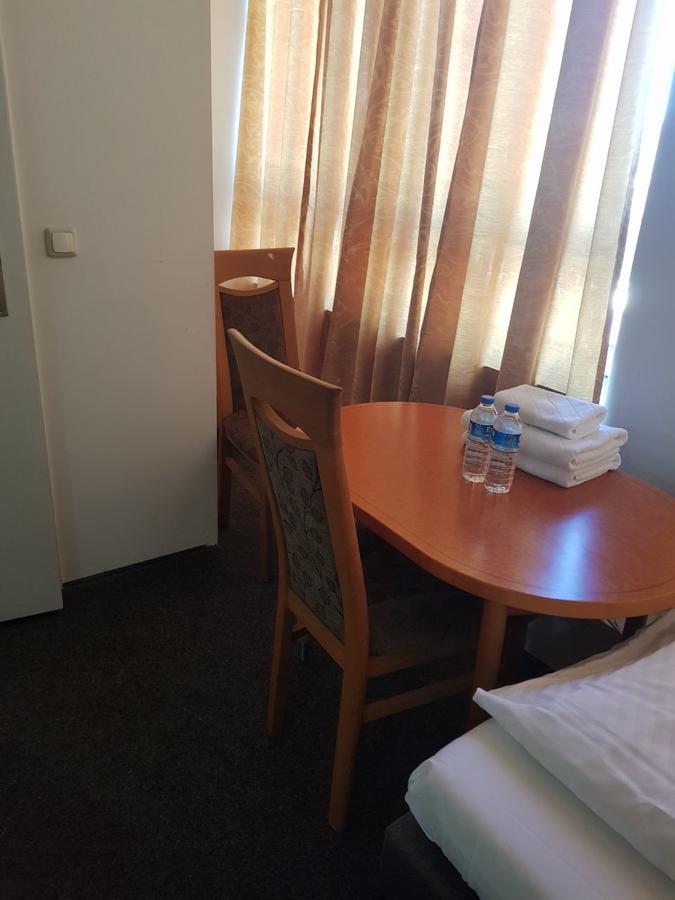 Hotel Wandsbek Hamburg-Harburg Exteriör bild